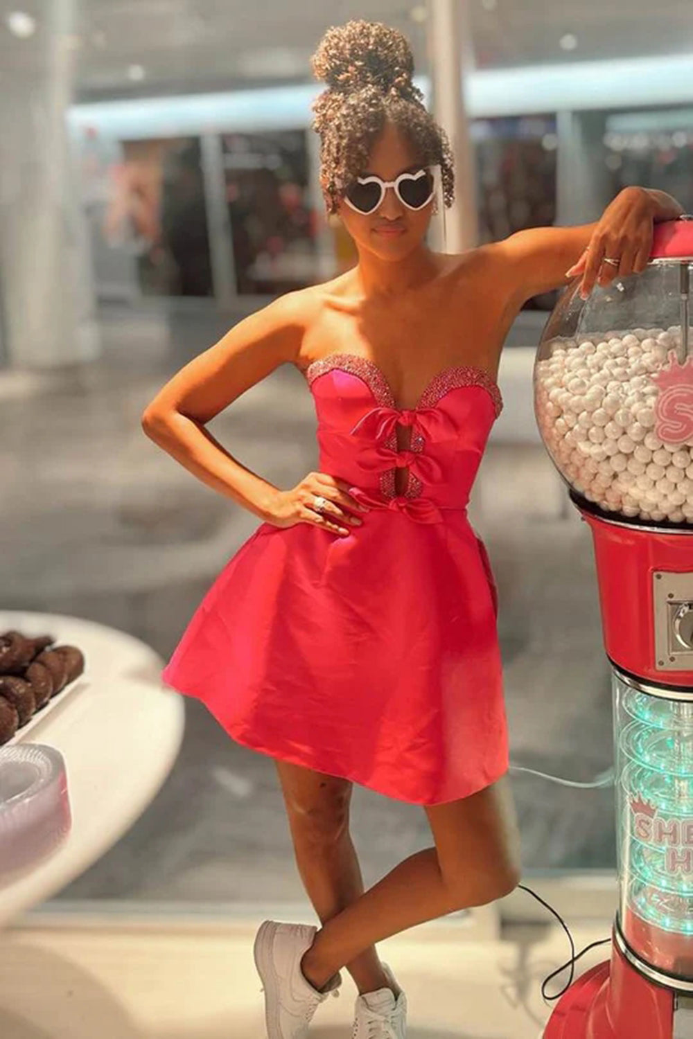 A-Line Black Homecoming Dress Strapless Satin Short Cocktail Dresses with Bow