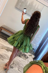 A-Line Kelly Green Homecoming Dress Short Cocktail Dresses with Bow