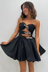 A Line Pink Homecoming Dress Spaghetti Straps Tiered Short Prom Dress with Bow