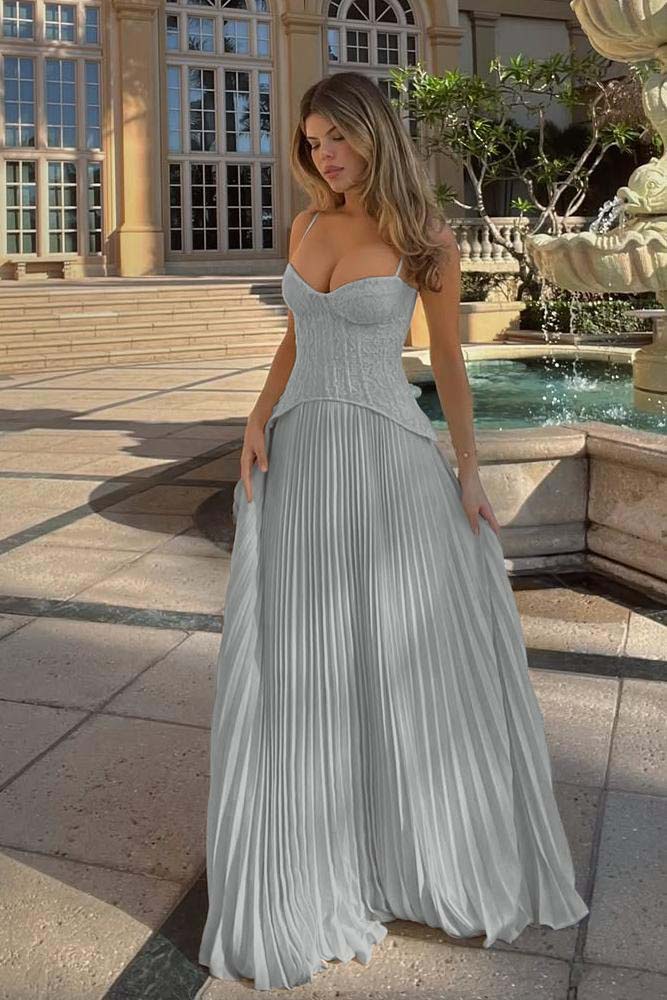 A Line Prom Dress Sleeveless Spaghetti Straps Formal Dress With Lace Appliques