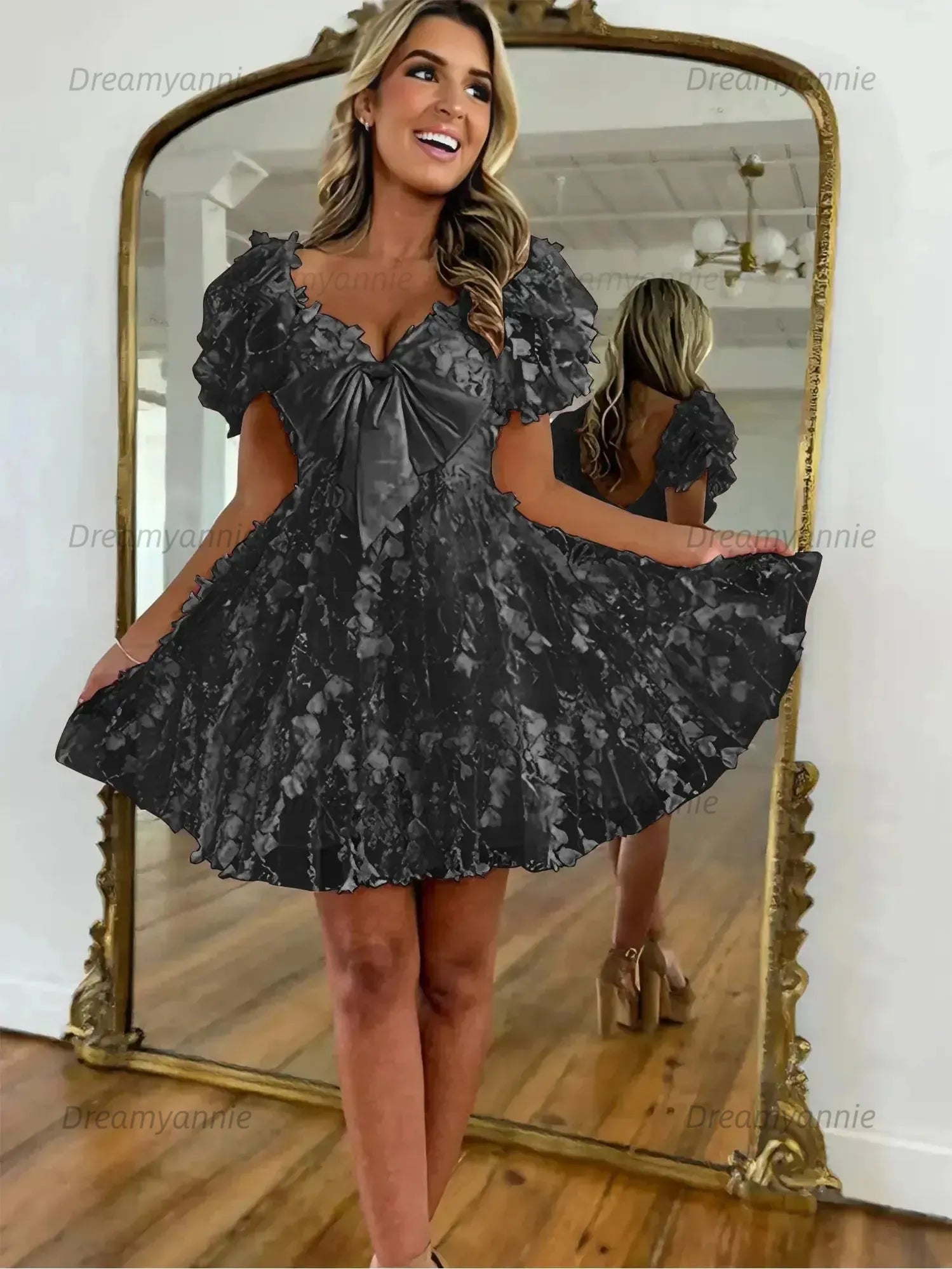 A-Line Puff Sleeves Short Tulle Homecoming Dress With Bowknot
