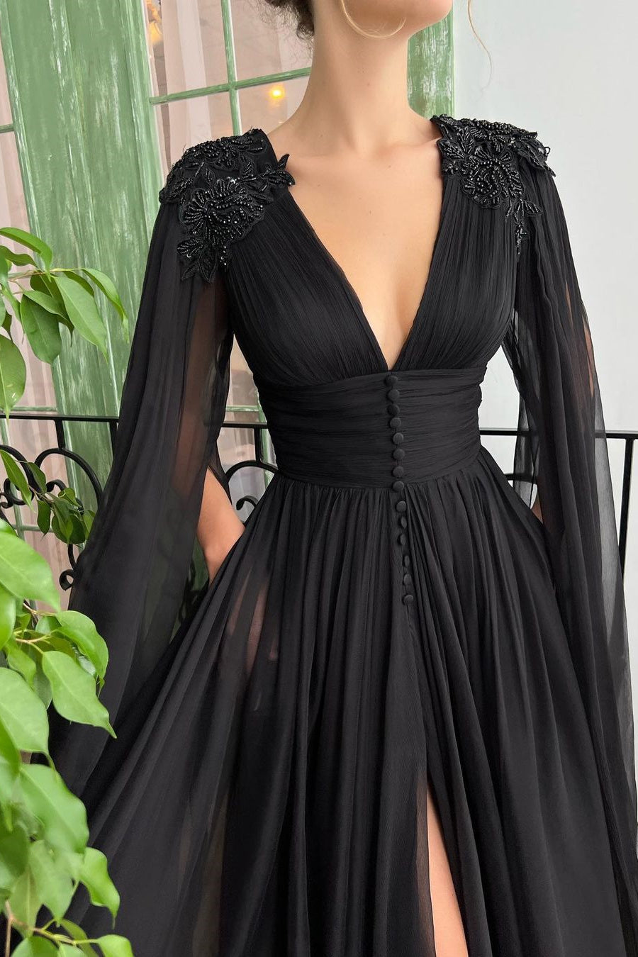 A Line V Neck Formal Dress Long Sleeve Split Front Appliques Lace Vintage Prom Dress
