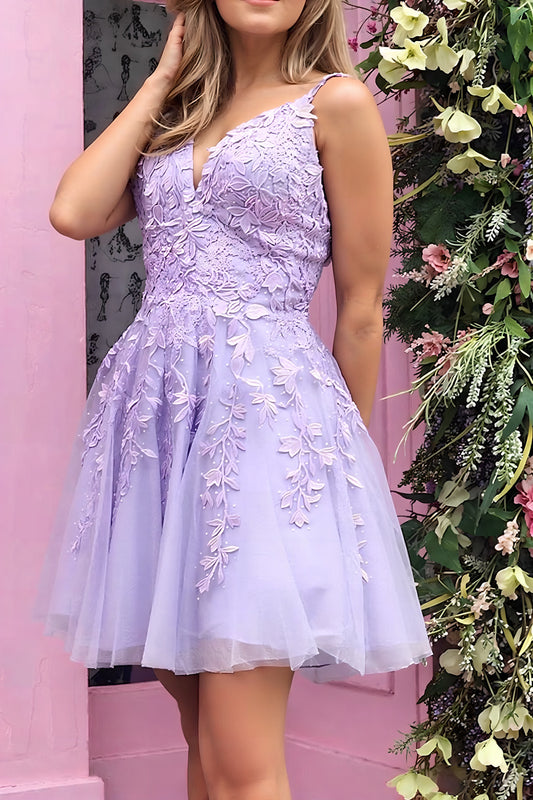 Lilac A-Line Sleeveless Short Homecoming Dress with Lace Appliques