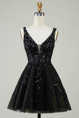 Black Homecoming Dress A-Line Spaghetti Straps Short Prom Dress with Sequin