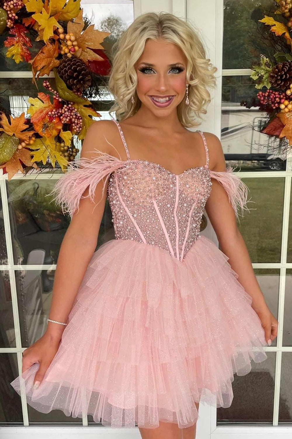 Black Homecoming Dress Beaded Corset Ruffled Short Cocktail Dresses With Feathers