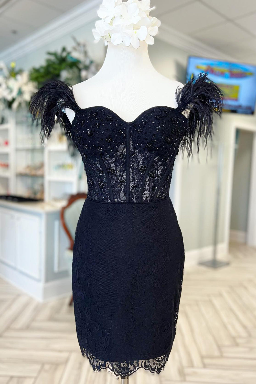 Black Homecoming Dress Off The Shoulder Corset Tight Short Cocktail Dresses with Feathers