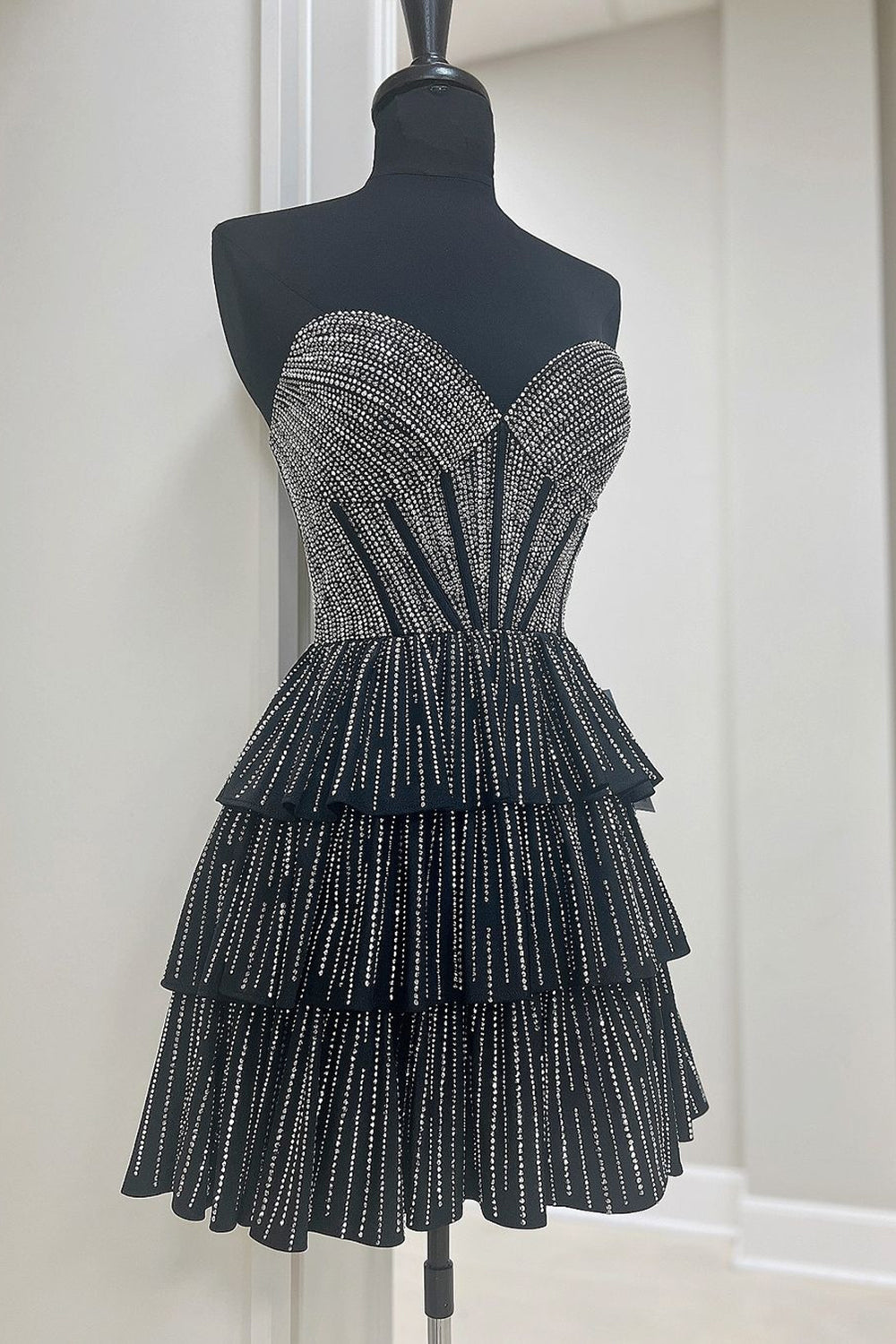 Black Homecoming Dress Pink Homecoming Dress A Line Corset Strapless Tiered Short Prom Dress with Beadings