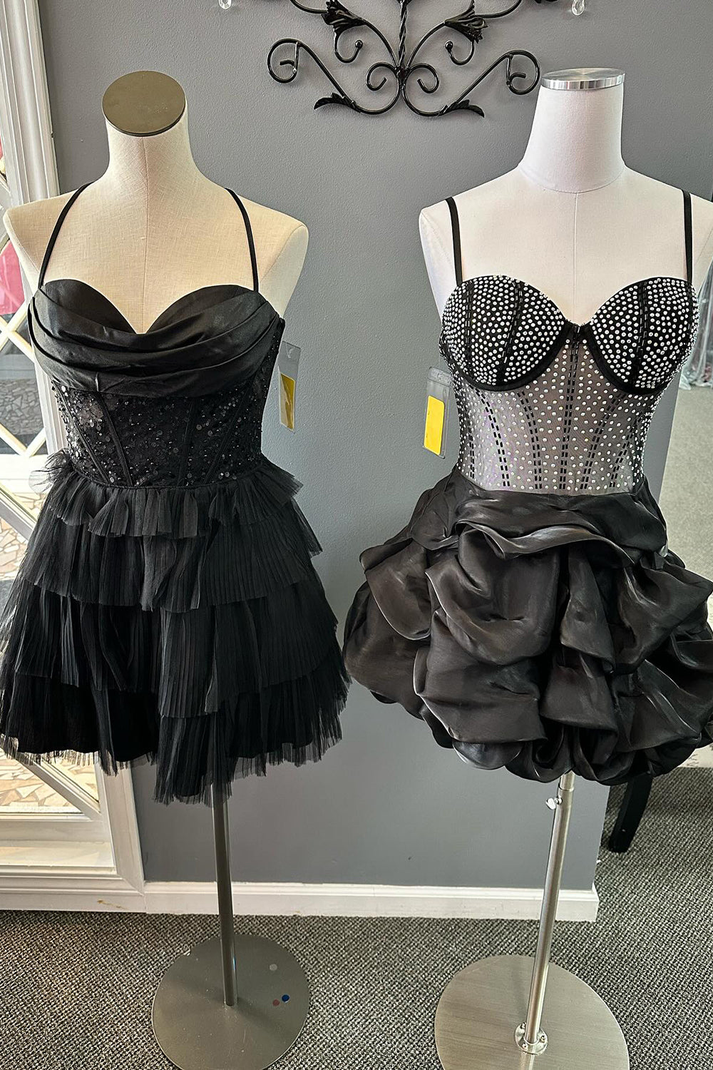 Black Homecoming Dress Spaghetti Straps Corset Short Prom Dress