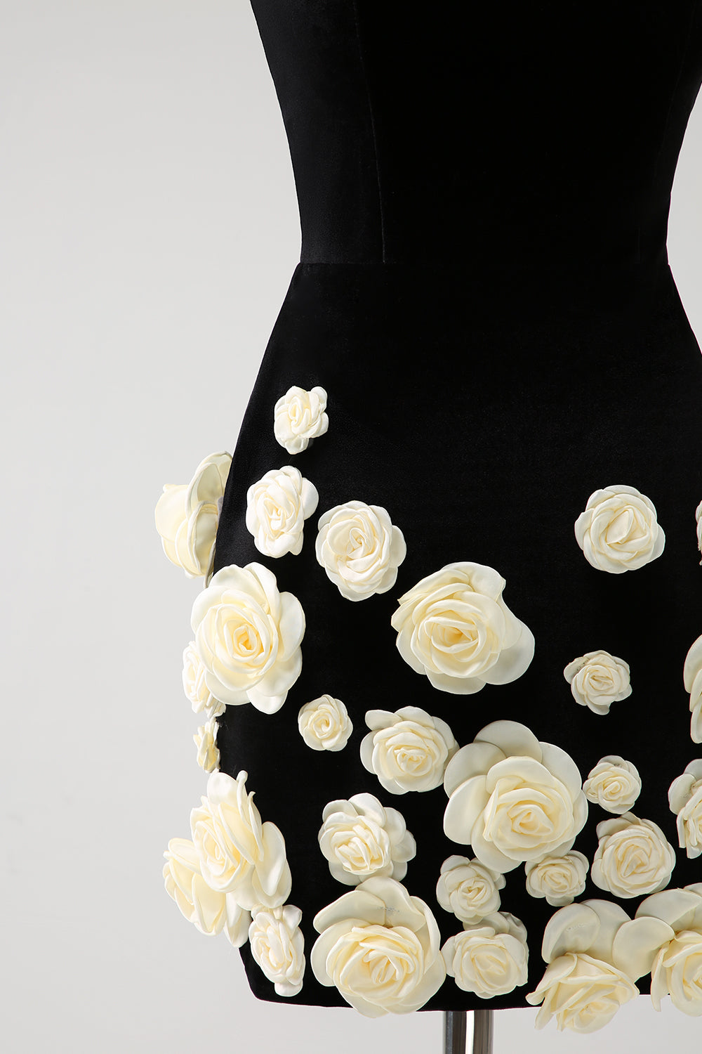 Black Homecoming Dress Strapless Bodycon Short Prom Dress with 3D Flowers