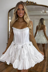 Black Homecoming Dress Strapless Corset Short Prom Dress With Bow