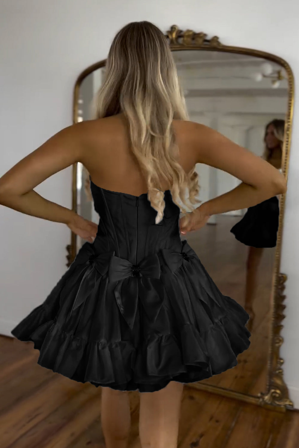 Black Homecoming Dress Strapless Corset Short Prom Dress With Bow
