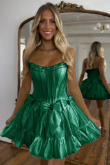 Black Homecoming Dress Strapless Corset Short Prom Dress With Bow