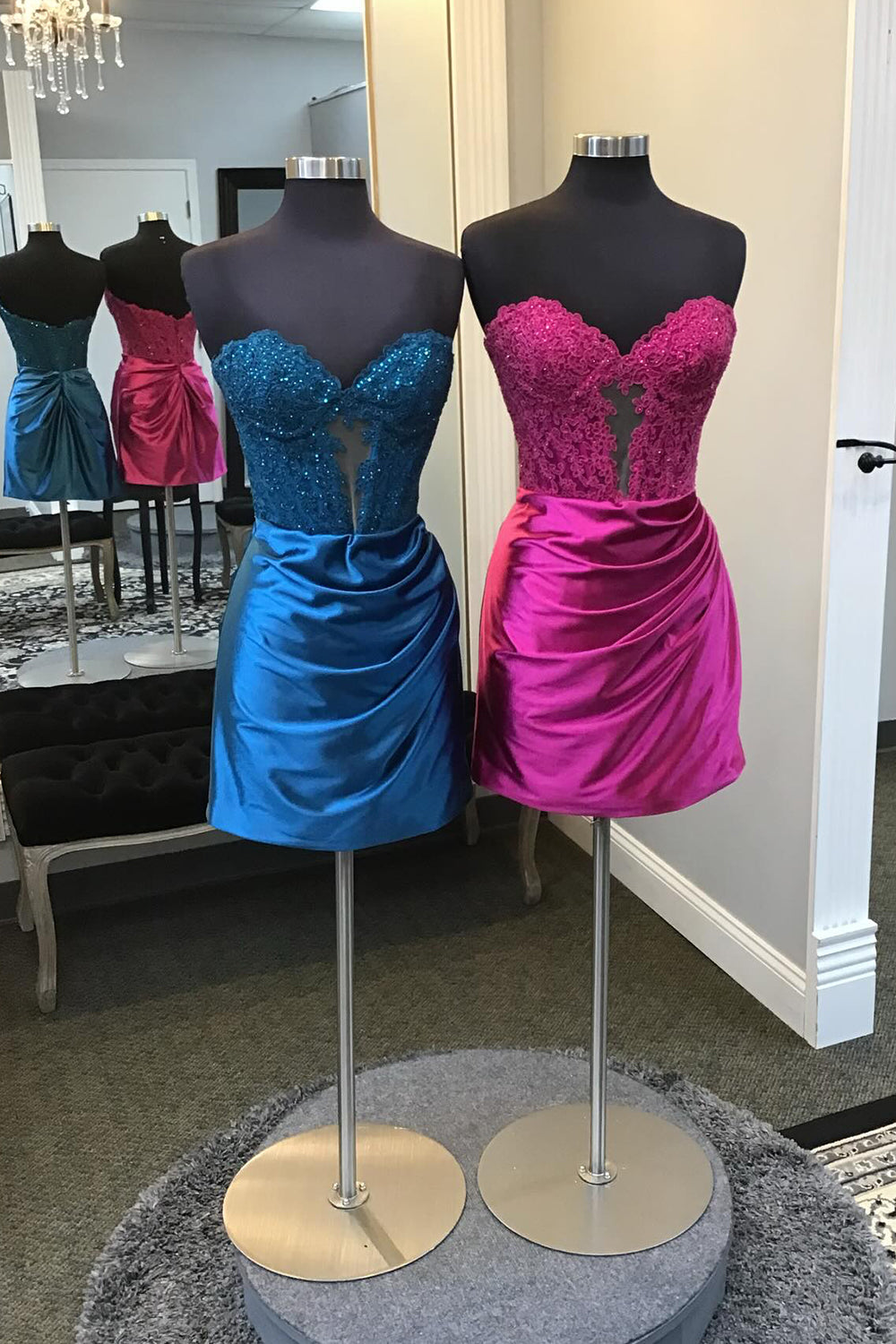 Black Homecoming Dress Strapless Corset Tight Short Cocktail Dresses with Appliques