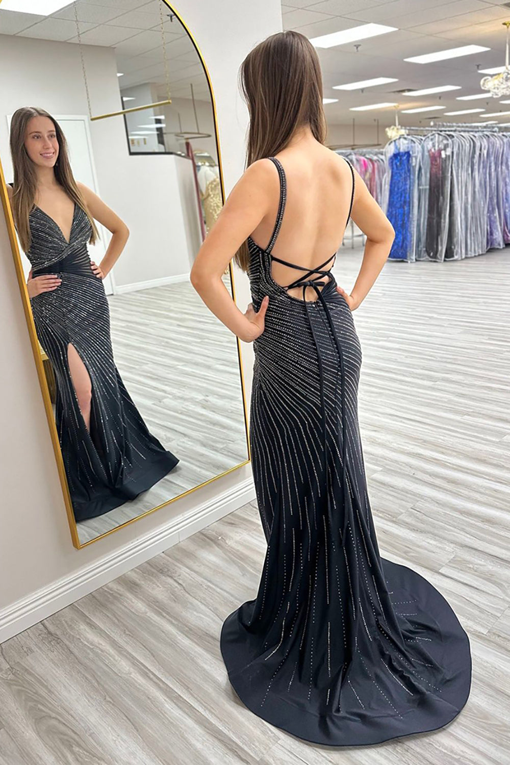 Black Prom Dress V-Neck Mermaid Spaghetti Straps Long Formal Dress With Slit