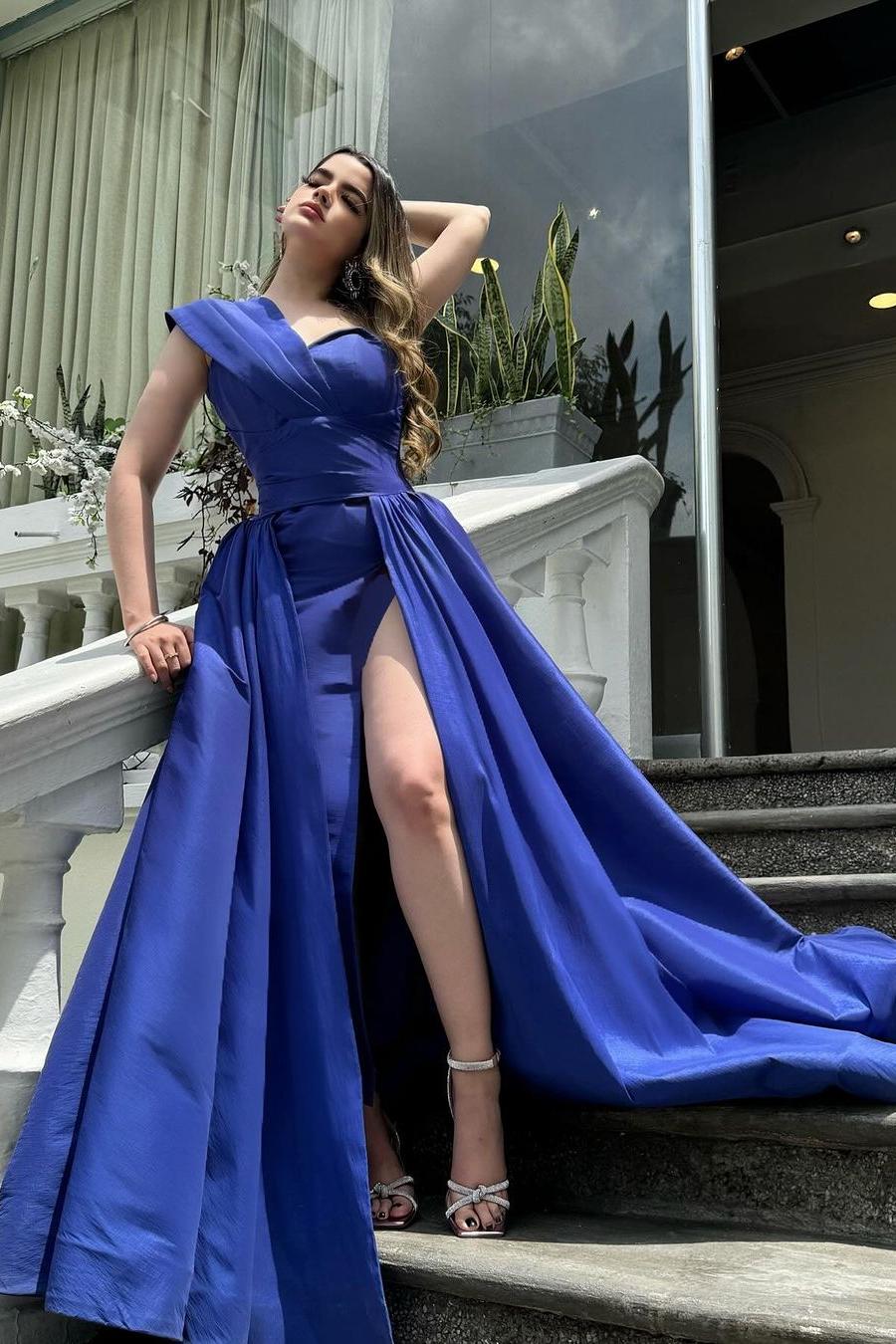 Blue Detachable Train Prom Dress Sleeveless One Shoulder Satin Formal Dress