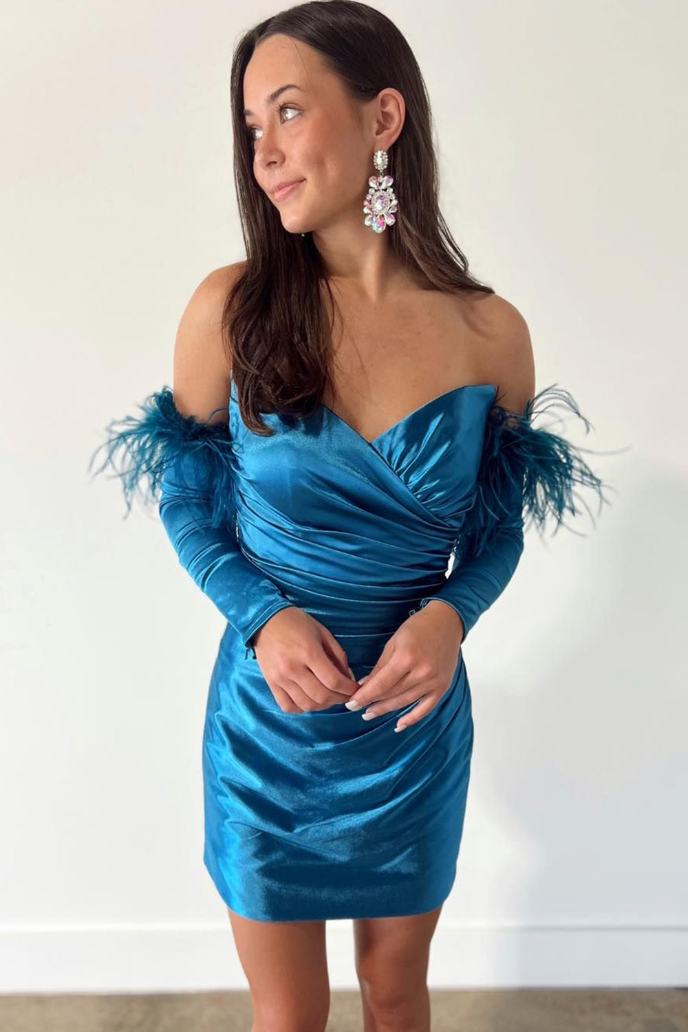 Blue Homecoming Dress Detachable Long Sleeves Tight Short Prom Dress