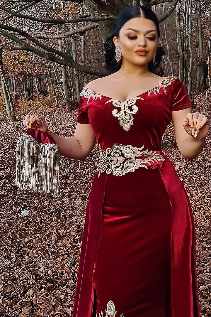 Burgundy Velvet Christmas Party Dress Appliques Short Sleeve Formal Dress with Detachable Train
