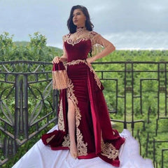 Burgundy Velvet Christmas Party Dress Lace Appliques Slit Formal Dress With Detachable Train