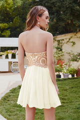 Ivory Chiffon Homecoming Dress A Line Sweetheart Short Prom Dress with Appliques