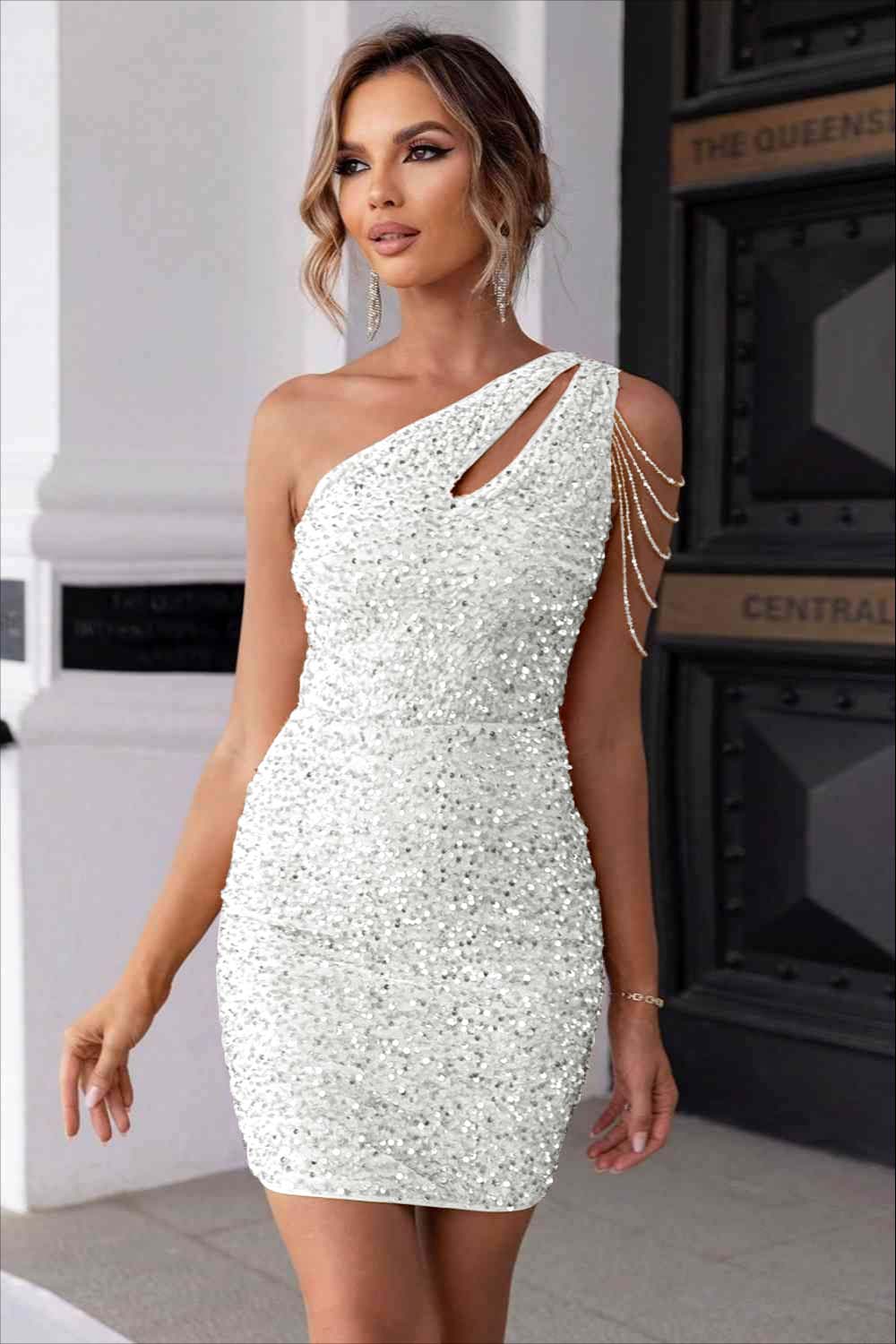 Champagne Gold Homecoming Dress Sequined One Shoulder Sleeveless Short Cocktail Dress With Beadings