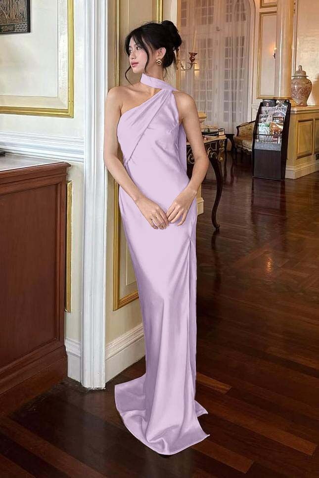 Champagne Sheath/Column Prom Dress Sleeveless Halter Neck Satin Formal Dress
