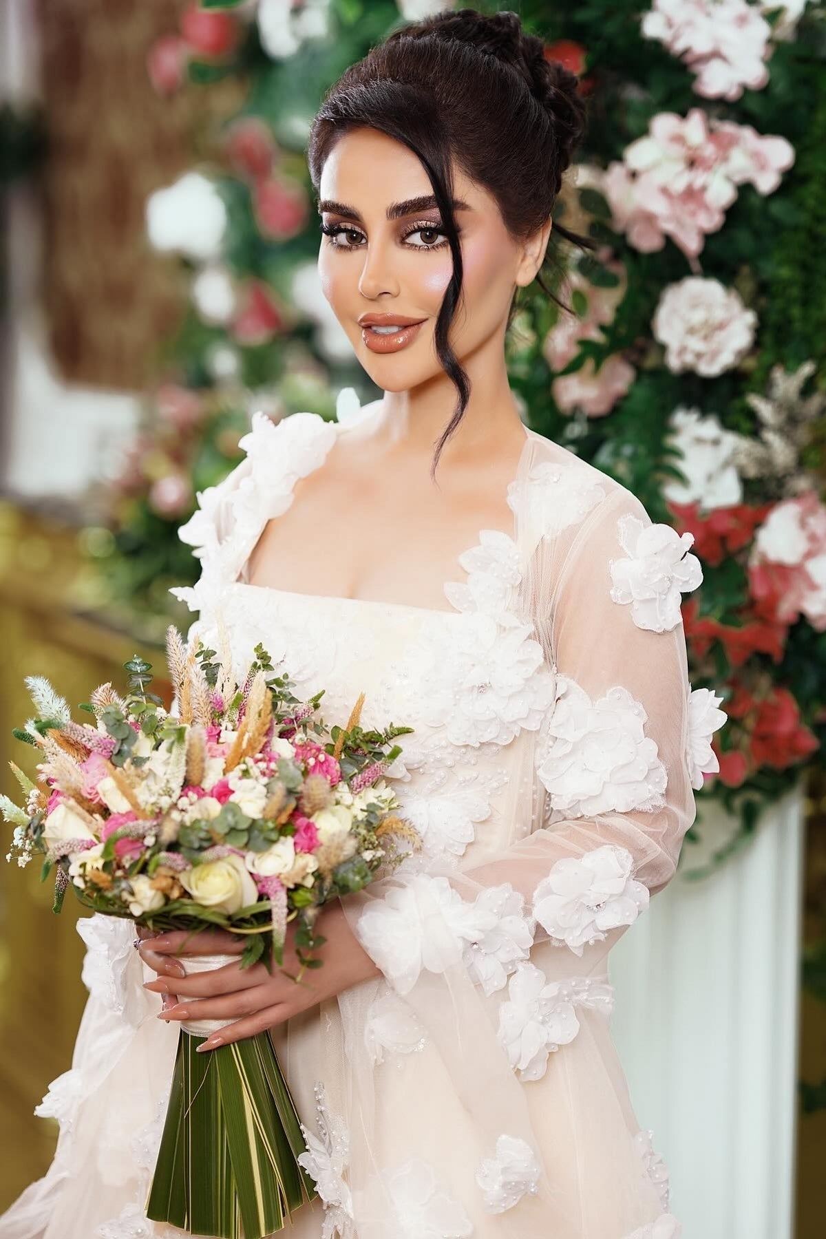 Champagne Wedding Dress A Line Square Beaded Illusion Sleeves Sequined Tulle Bridal Gown With 3D Flowers