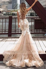 Chanpagne Wedding Dress Ivory Lace Appliqued Mermaid Crew Neck Bridal Gown