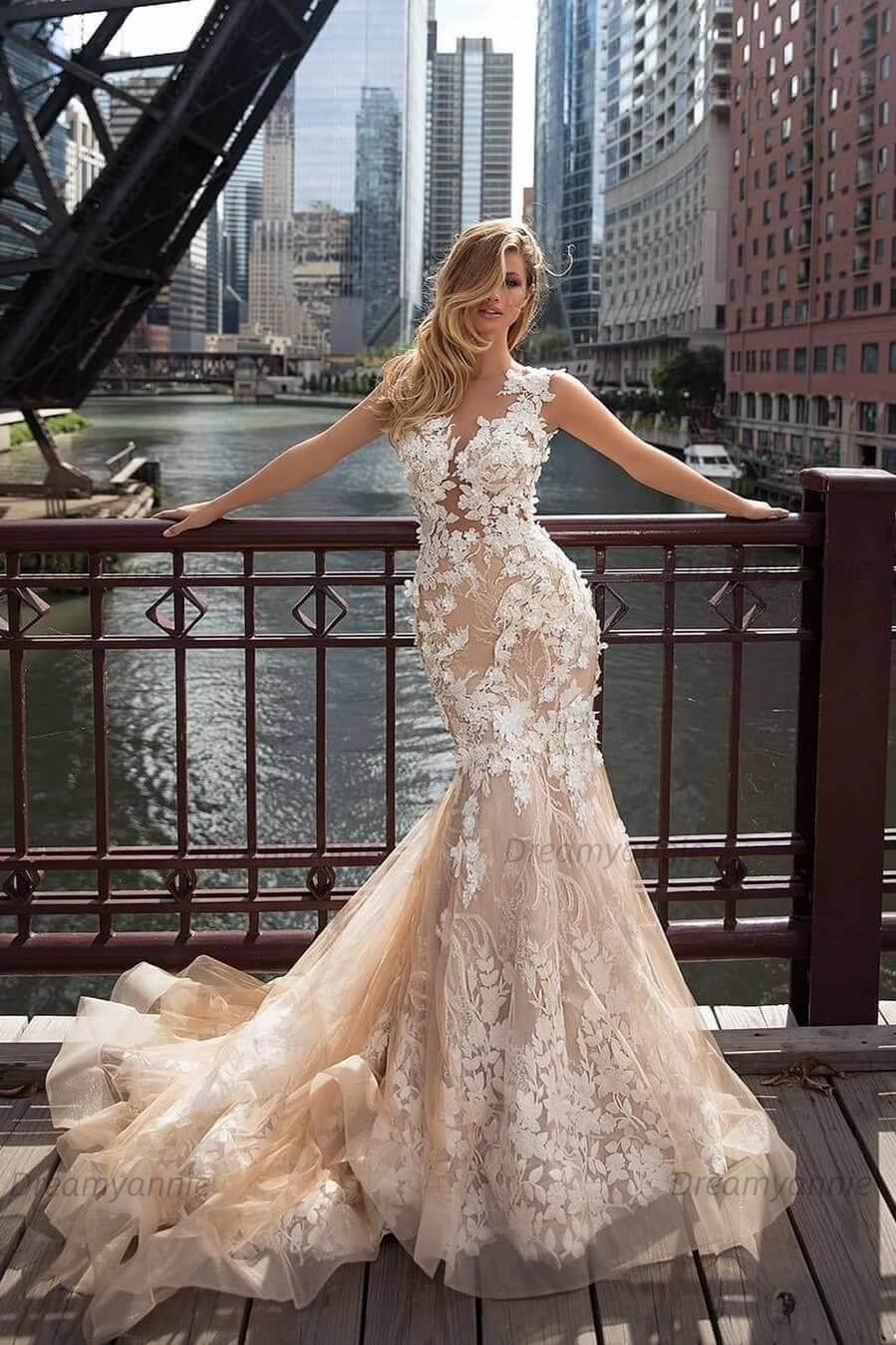 Chanpagne Wedding Dress Ivory Lace Appliqued Mermaid Crew Neck Bridal Gown