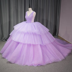 Charming Bling Quinceanera Dress 2024 Purple Corset Sweet 16 Dress V Neck Sleeveless Ball Gown Dress