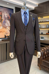 Coffee Three Piece Peaked Lapel Business Suit for Men