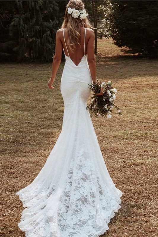 Ivory Lace Wedding Dress Spaghetti Straps Mermaid Bridal Dress with Sweep Train