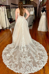 Ivory Strapless Wedding Dress Lace Appliques Bridal Dress with Sweep Train