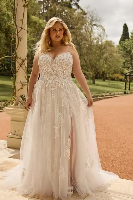 Ivory Plus Size Wedding Dress A Line Spaghetti Straps Bridal Dress with Appliques