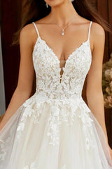 Ivory Wedding Dress Spaghetti Straps Tulle Bridal Dress with Appliques