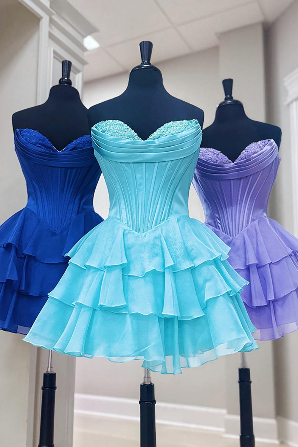 Dreamyannie Black Corset A Line Homecoming Dresses Short Cocktail Dresses With Ruffles