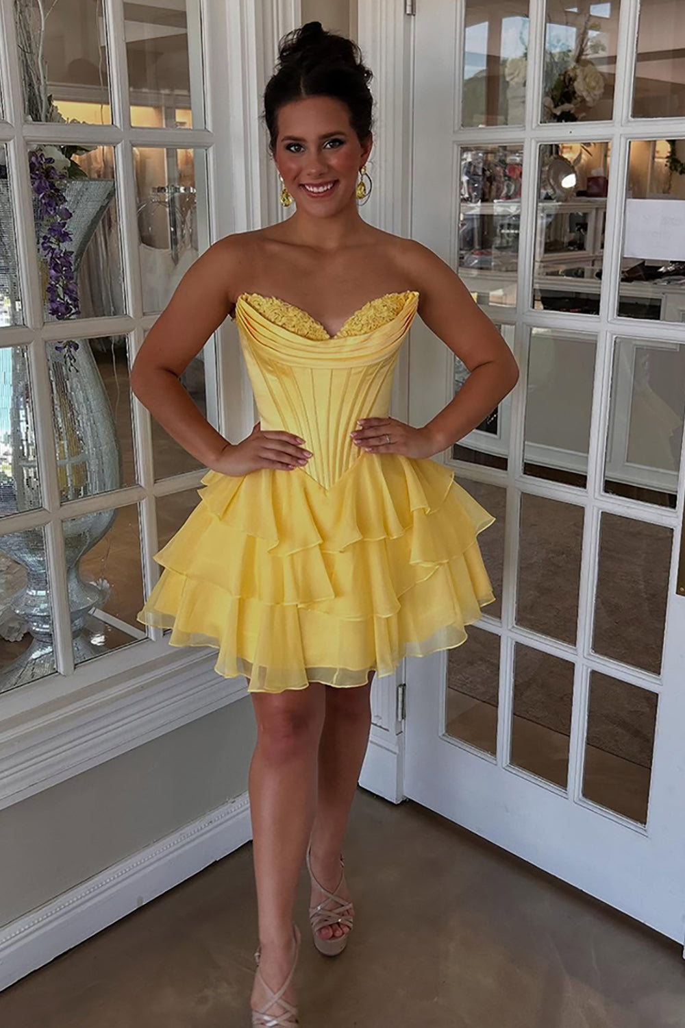 Dreamyannie Black Corset A Line Homecoming Dresses Short Cocktail Dresses With Ruffles