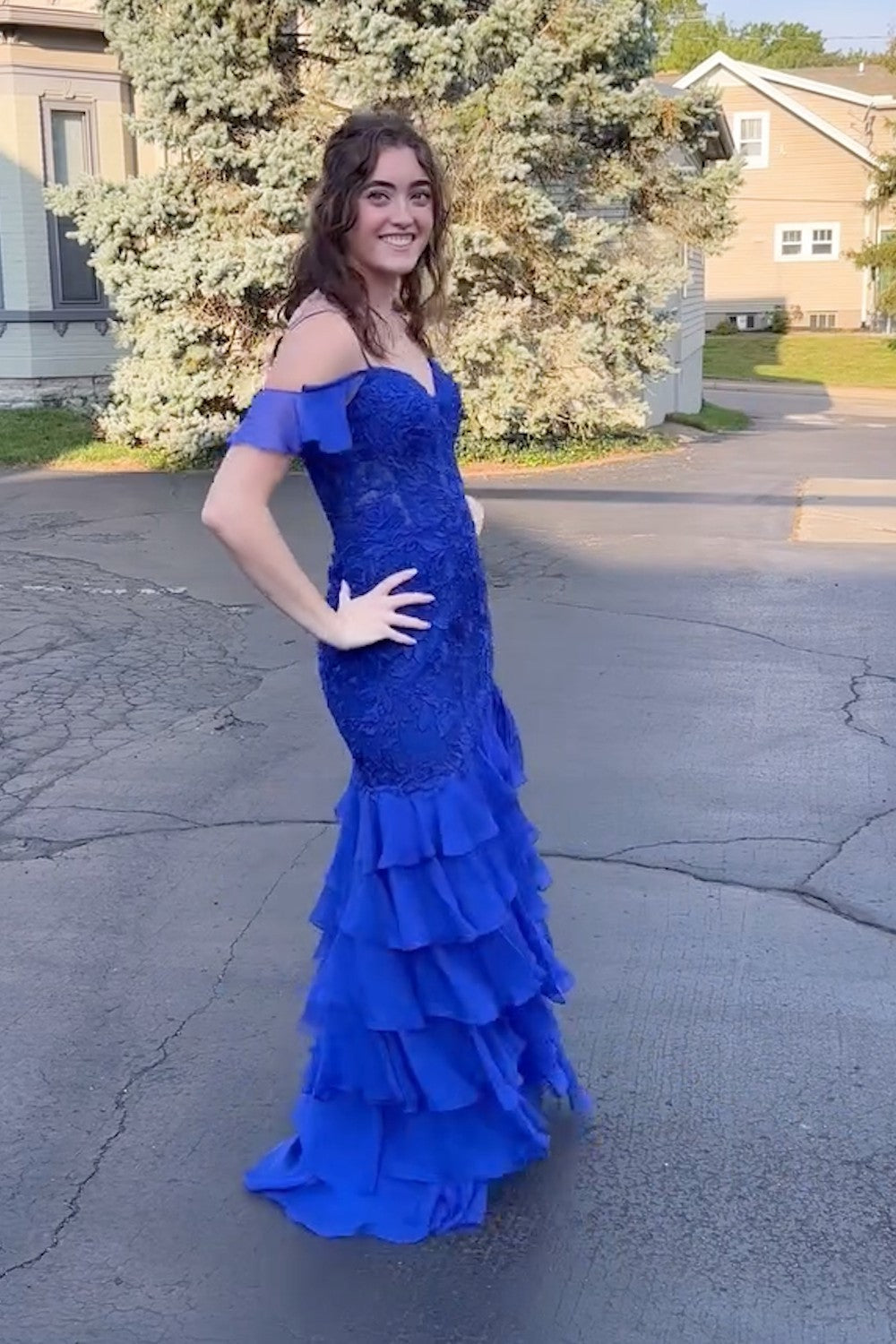 Dreamyannie Black Prom Dress Mermaid Tiered Cold Shoulder Long Formal Dress With Slit