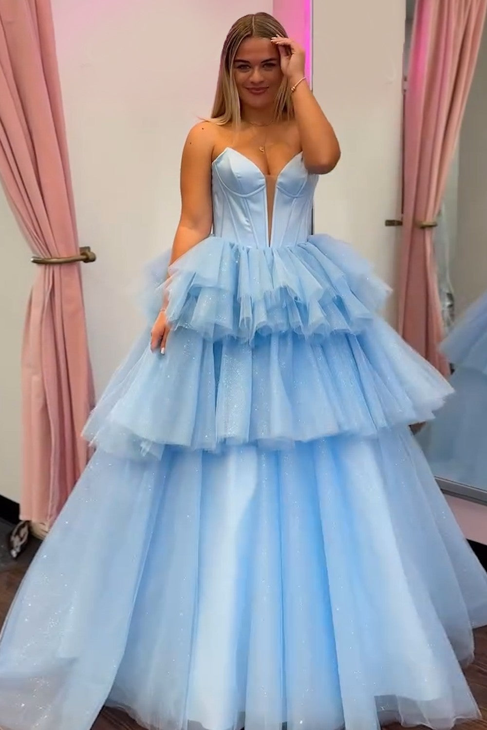 Dreamyannie Blue Prom Dress Tiered A-Line Sweetheart Long Formal Dress