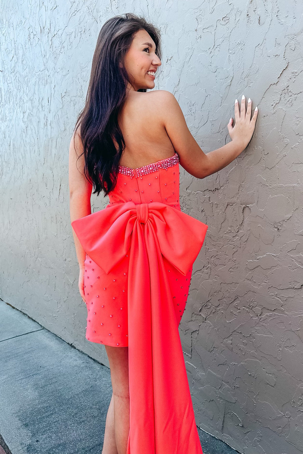 Dreamyannie Glitter Black Homecoming Dresses Beaded Strapless Tight Short Cocktail Dresses With Bow