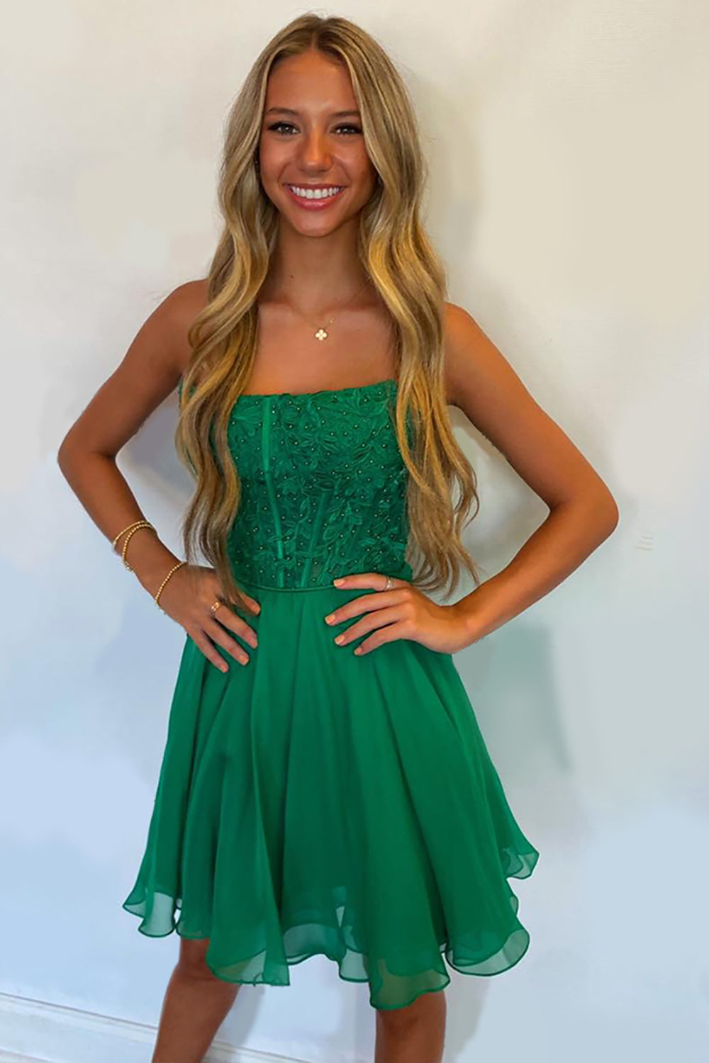Dreamyannie Green Chiffon Homecoming Dresses Beaded Short Corset Cocktail Dresses With Lace