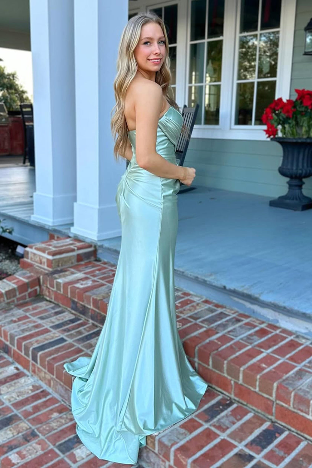 Dreamyannie Green Prom Dress Mermaid Ruched Satin Formal Dress With Slit