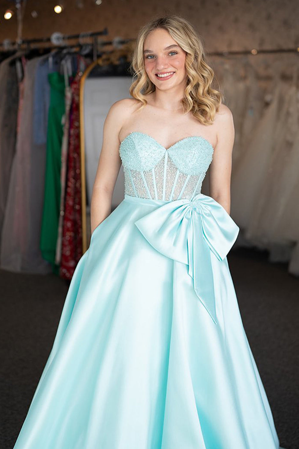 Dreamyannie Light Green Prom Dress Corset Sweetheart Long Formal Dress With Pocket