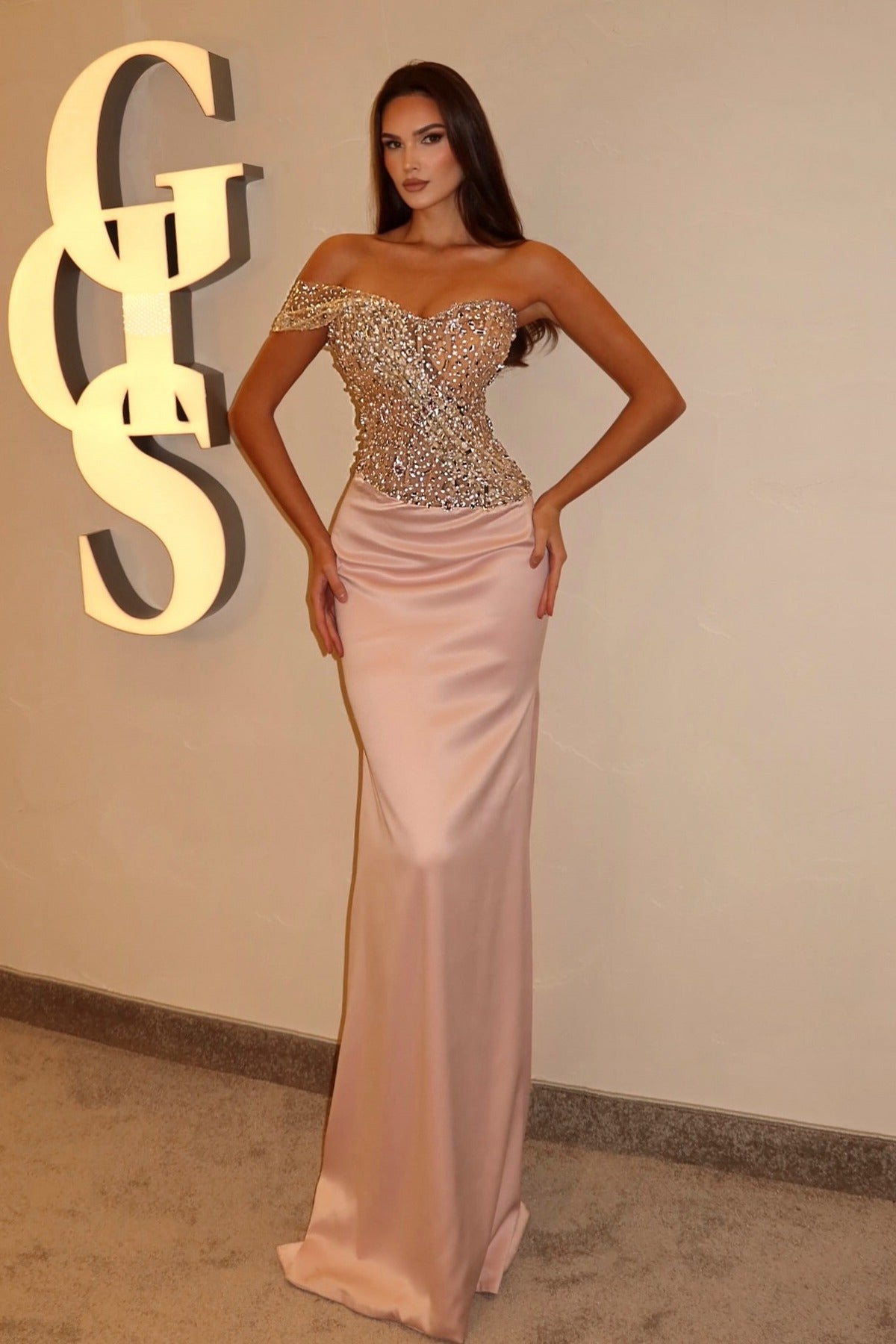 Dreamyannie Pink Prom Dress Column Strapless Beaded One Shoulder Sleeveless Satin Formal Dress With Rhinestones