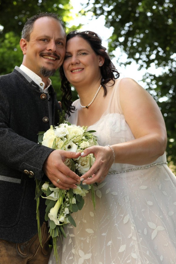 Dreamyannie Plus Size Wedding Dresses V Neck A Line Tulle Lace Bridal Gowns