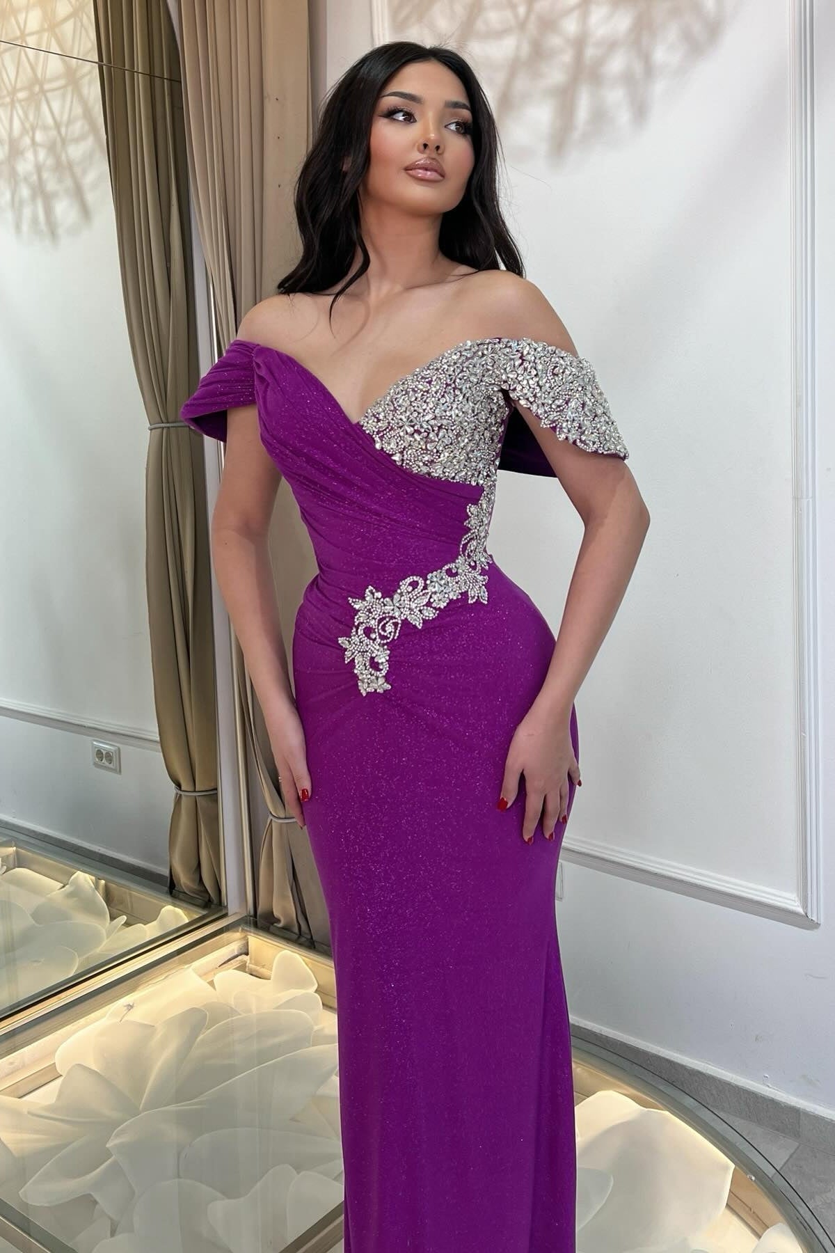 Dreamyannie Purple Prom Dress Column V Neck Off The Shoulder Beaded Sleeveless Tulle Formal Dress With Rhinestone