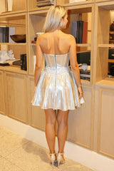 Dreamyannie Silver Metallic A Line Homecoming Dresses Short Corset Cocktail Dresses With Beading