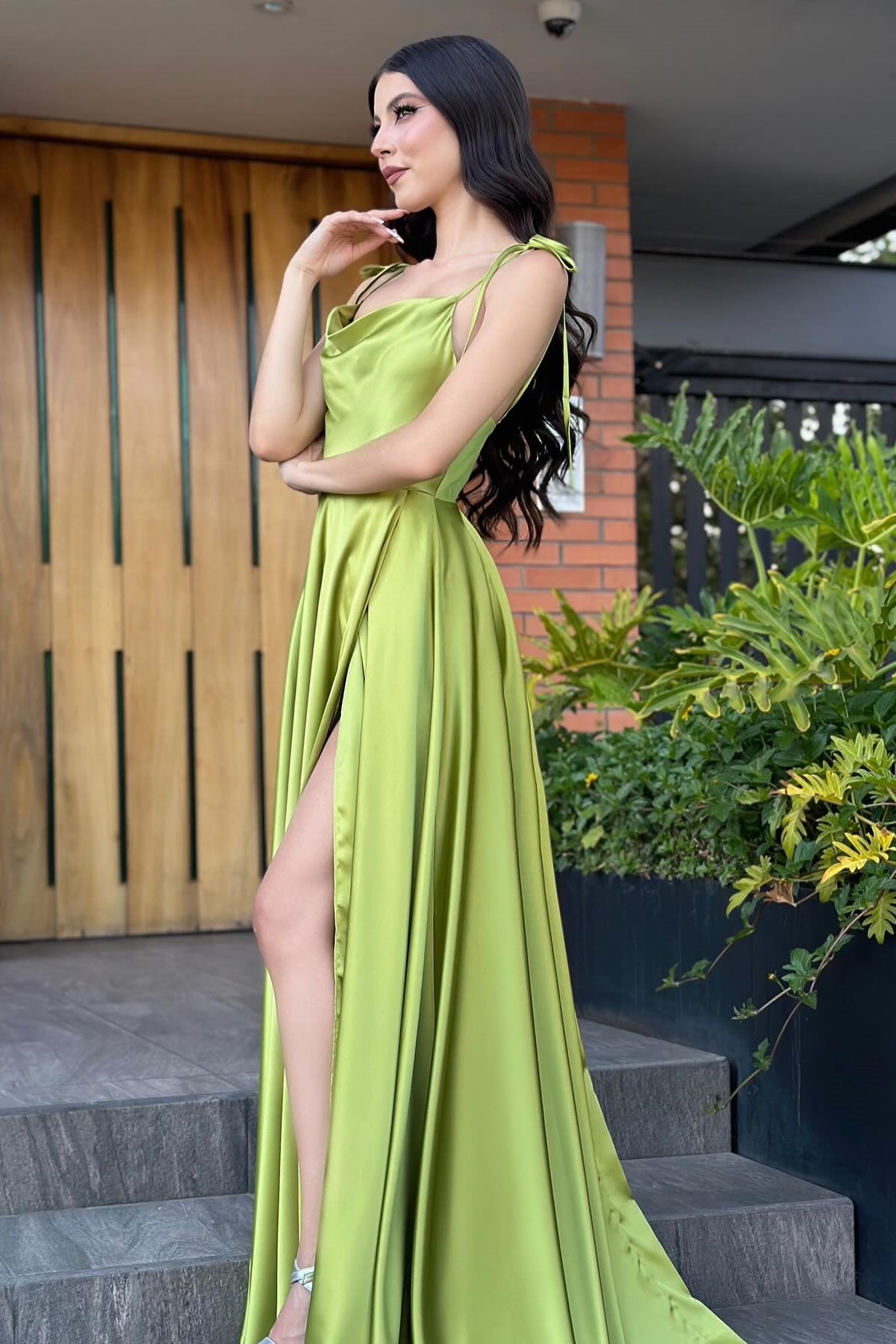 Dreamyannie Vintage A Line Satin Off The Shoulder Sleeveless Green Prom Dress Formal Dress With Slit