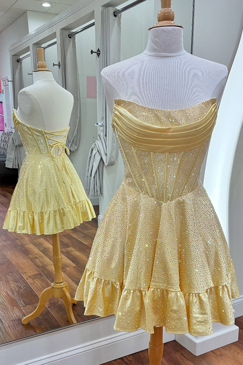 Dreamyannie Yellow Beaded Homecoming Dresses Strapless Short Corset Cocktail Dresses