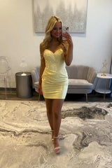 Dreamyannie Yellow Tight Homecoming Dresses Ruched Short Cocktail Dresses With Beading