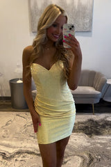 Dreamyannie Yellow Tight Homecoming Dresses Ruched Short Cocktail Dresses With Beading